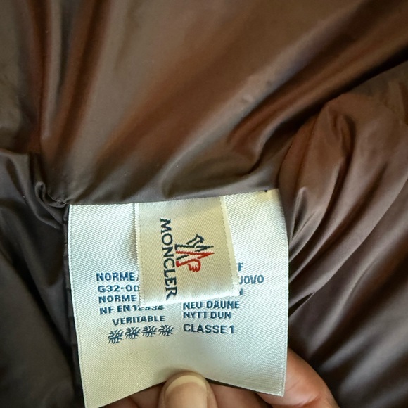Moncler Brown Down Puffer Jacket with White Label - Picture 10 of 10
